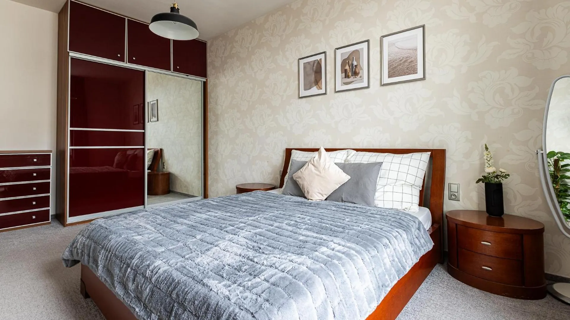 פראג Nice Big Apartment 2Bds - Belgicka צ'כיה