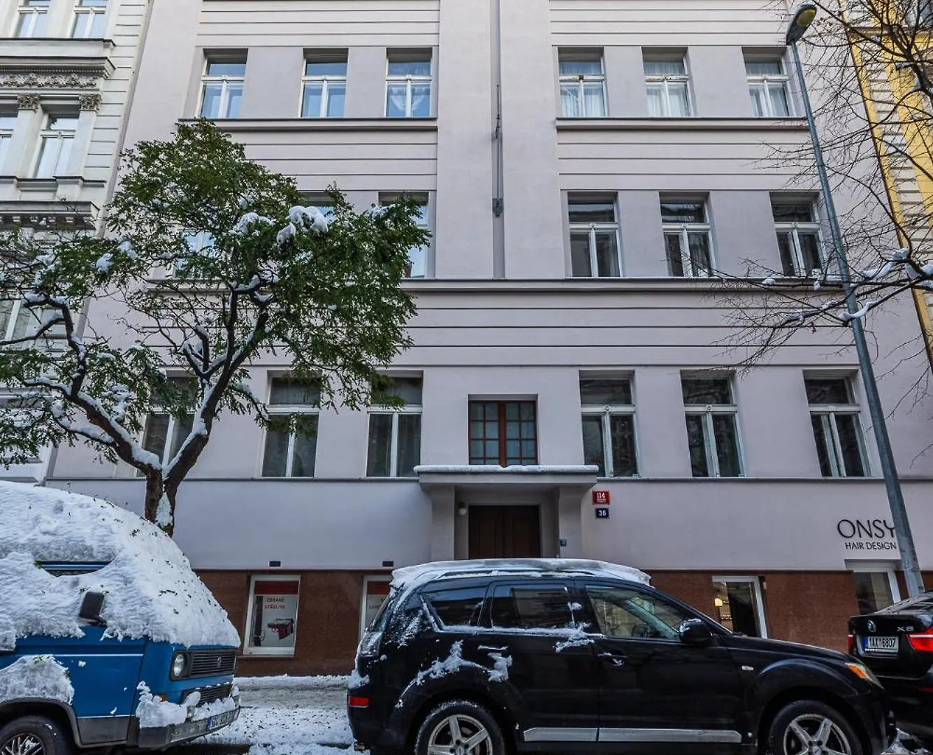 פראג Nice Big Apartment 2Bds - Belgicka 0*,